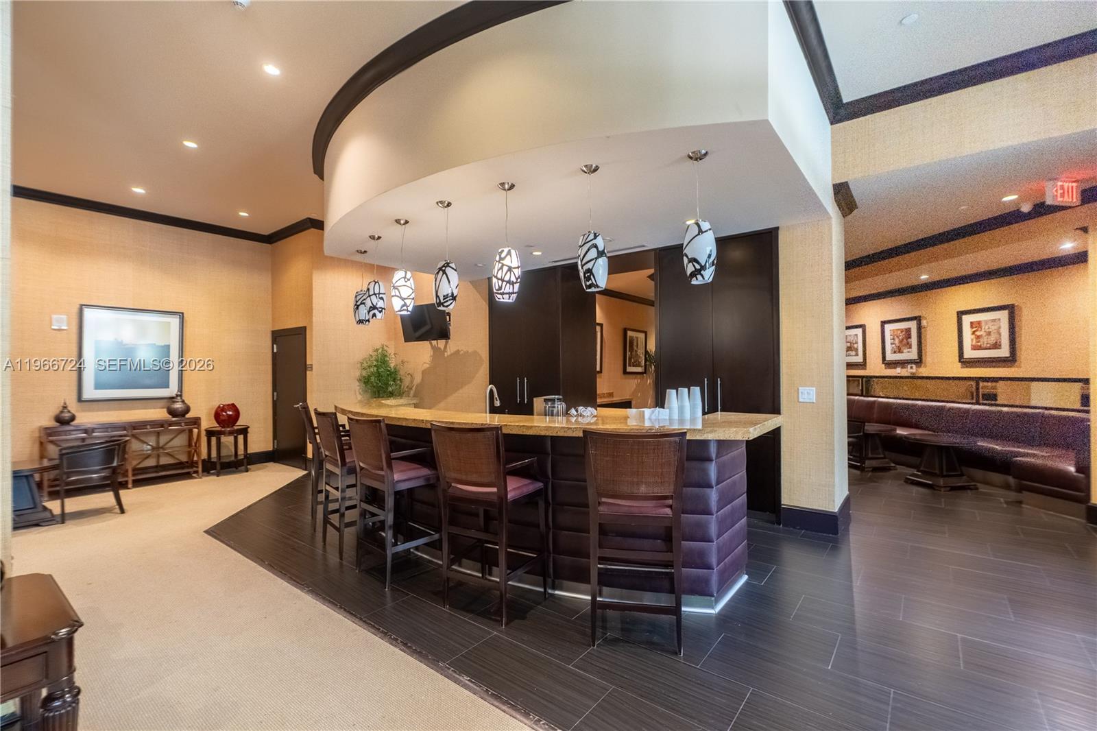 VERANDA CONDO - Residential