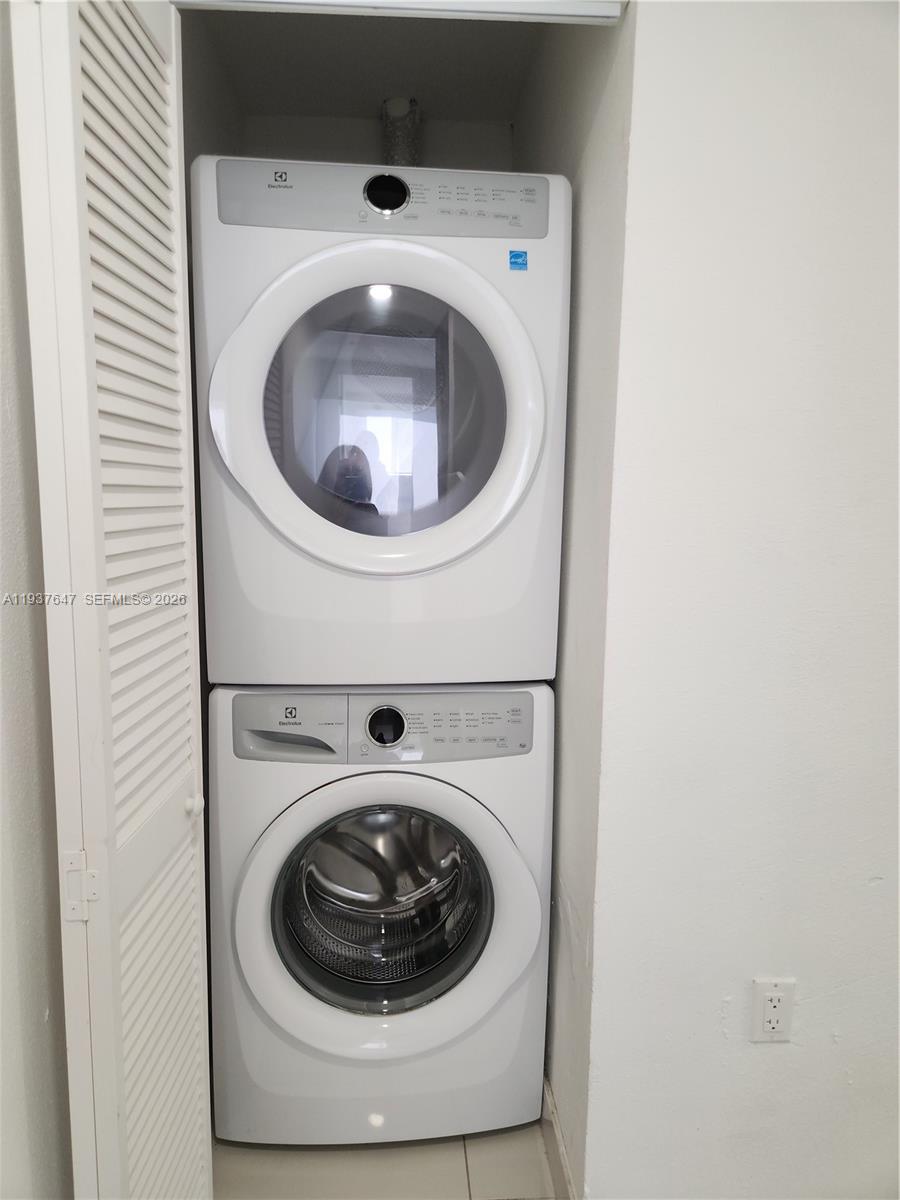 PARADISE GARDENS - Residential