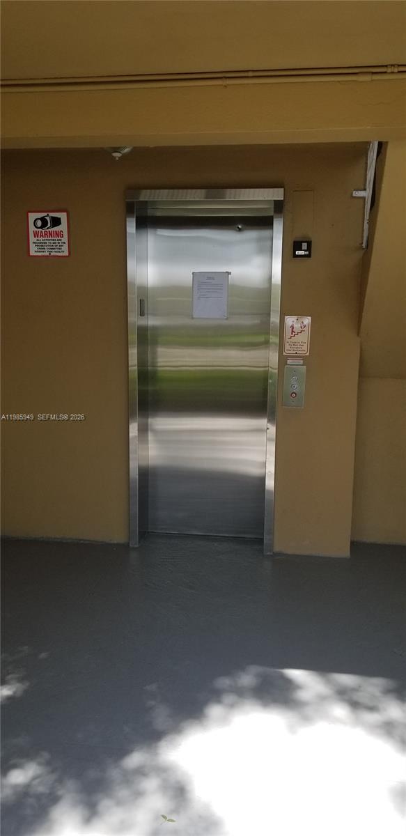 MILLER LAKE CONDO - Residential Lease