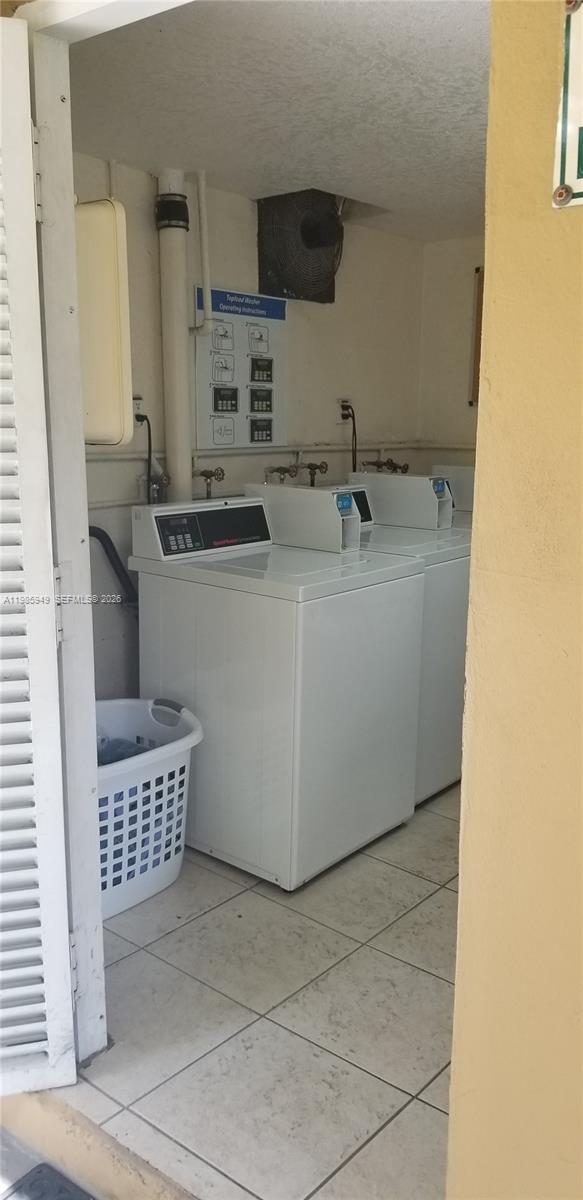 MILLER LAKE CONDO - Residential Lease