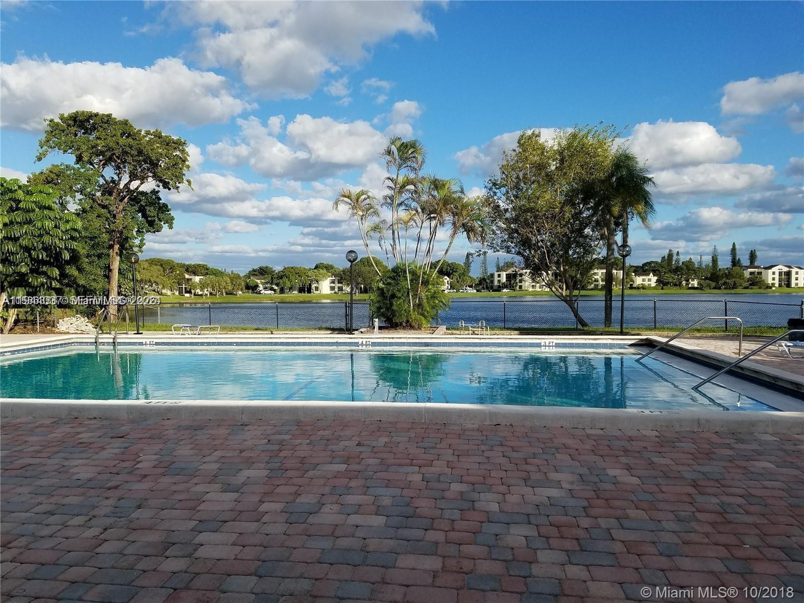 LAKE POINTE CONDOMINIUM N - Residential