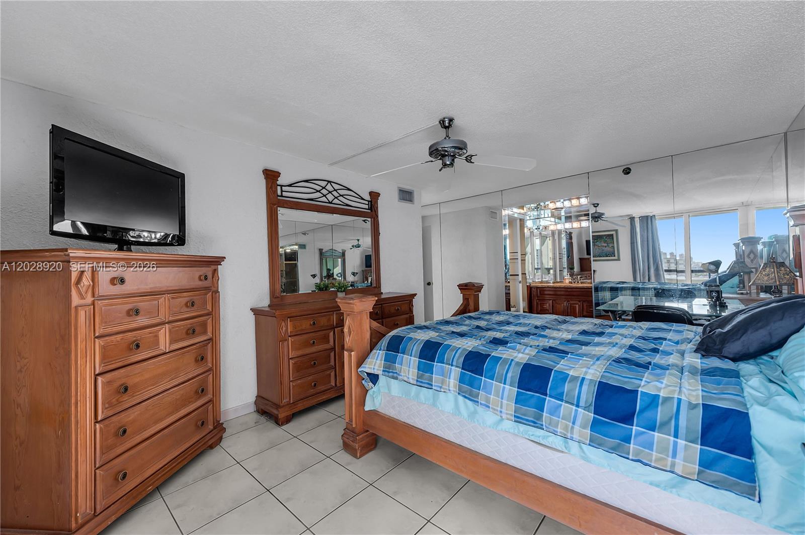 PORTUGAL TOWERS CONDO - Residential