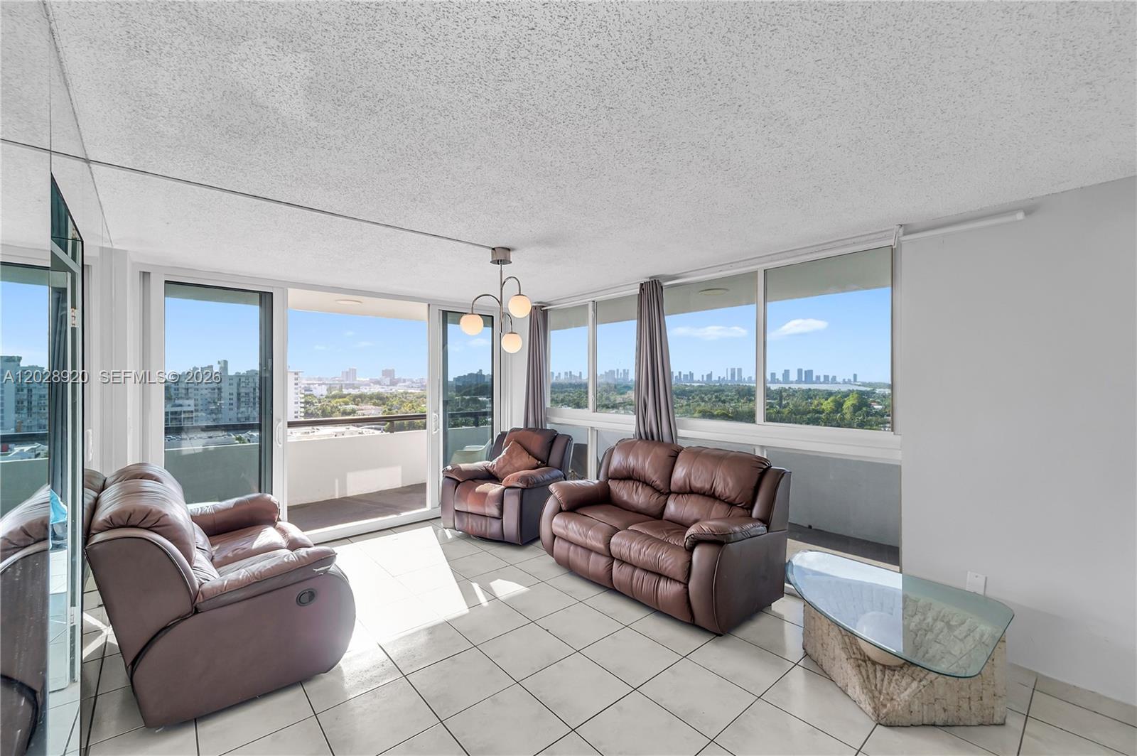 PORTUGAL TOWERS CONDO - Residential
