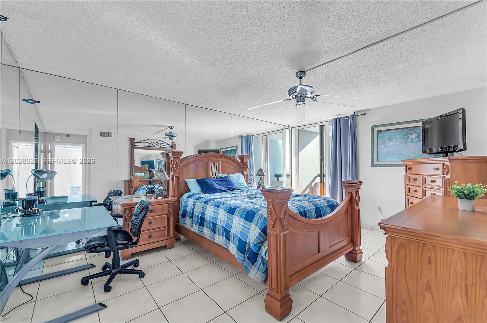 PORTUGAL TOWERS CONDO - Residential