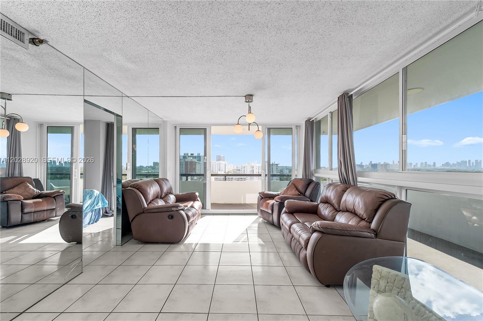 PORTUGAL TOWERS CONDO - Residential