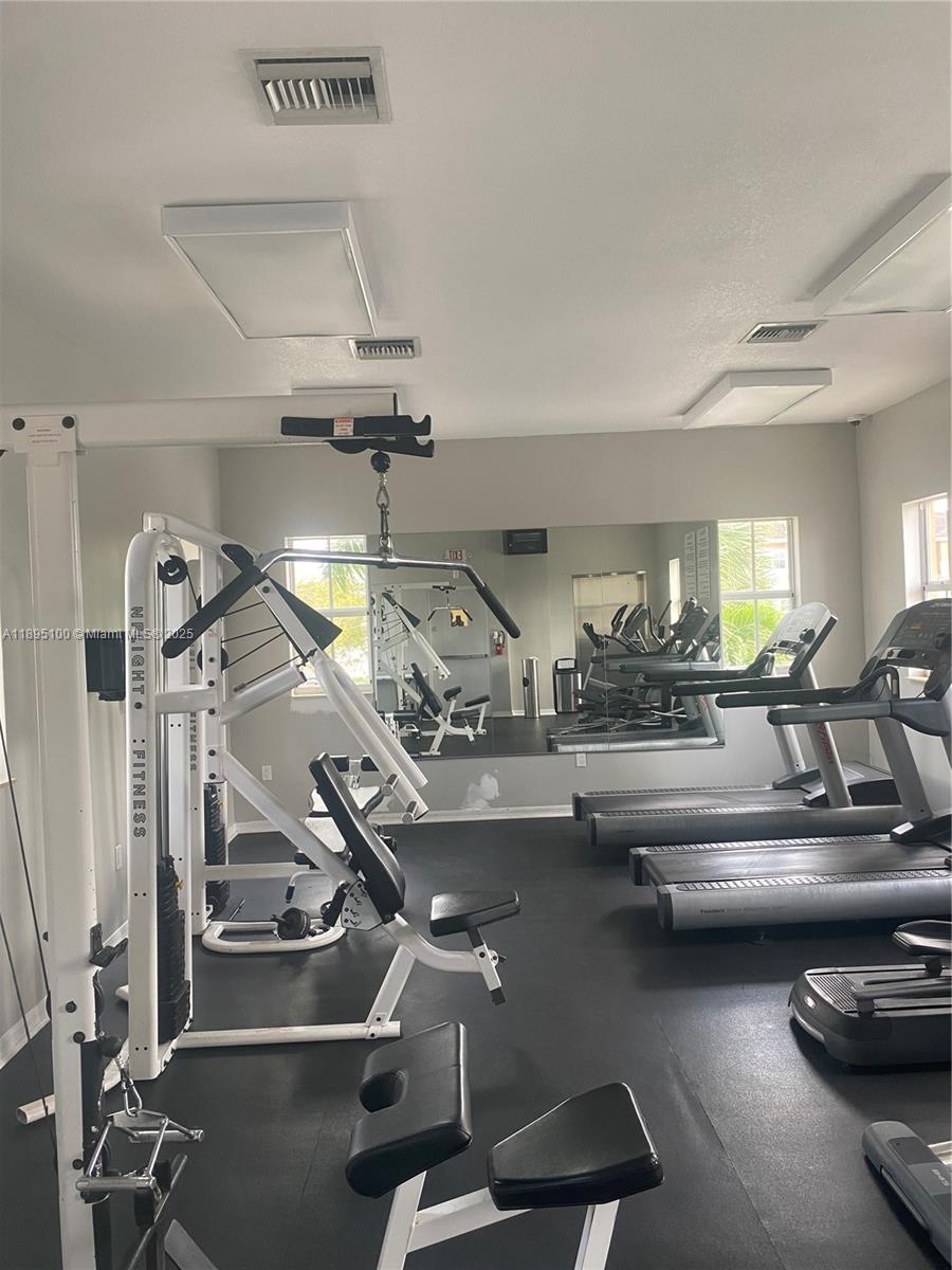 CORONADO AT DORAL VII CON - Residential Lease
