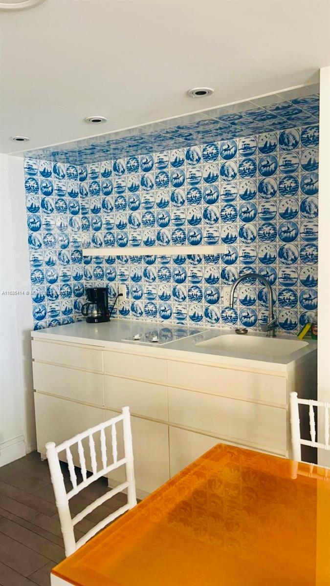 1100 WEST CONDO - Residential