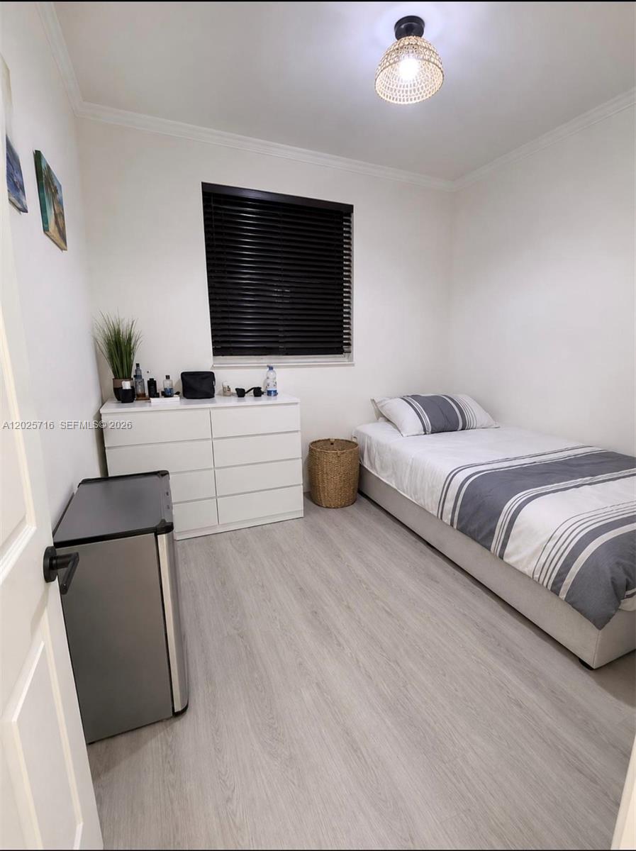 VILLAS AT HARBOR ISLES CO - Residential