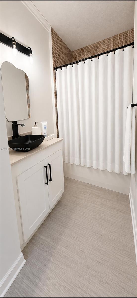 VILLAS AT HARBOR ISLES CO - Residential