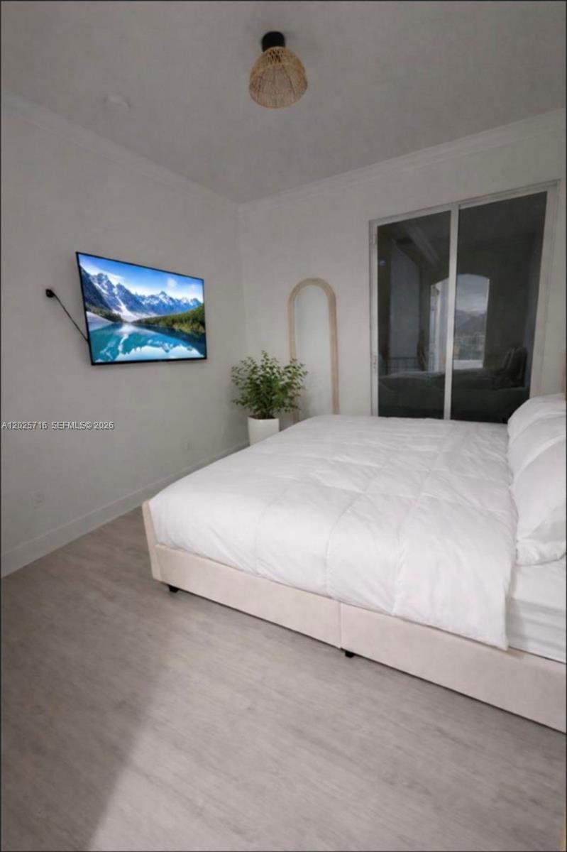 VILLAS AT HARBOR ISLES CO - Residential
