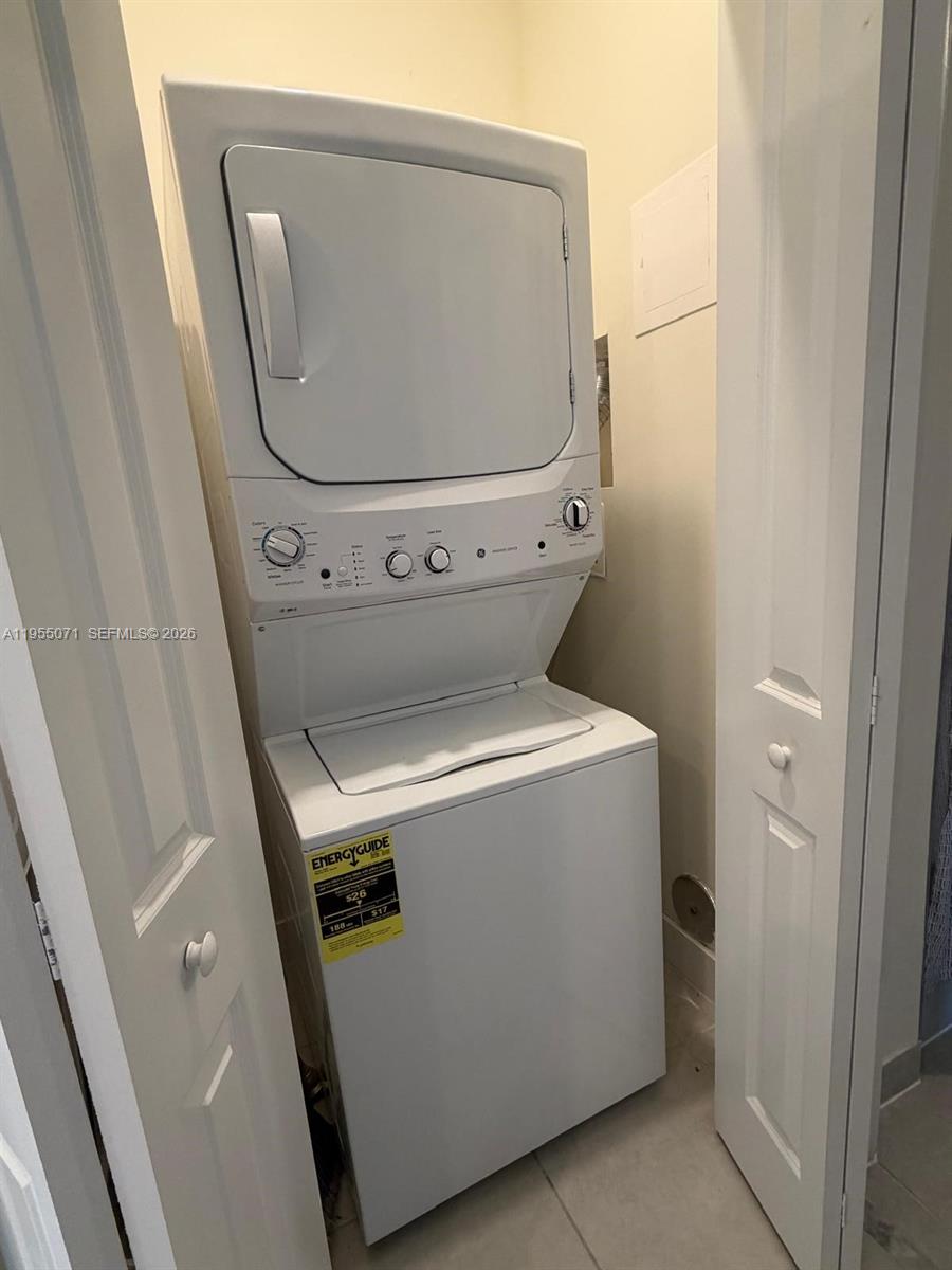 CANARIAS EAST - Residential