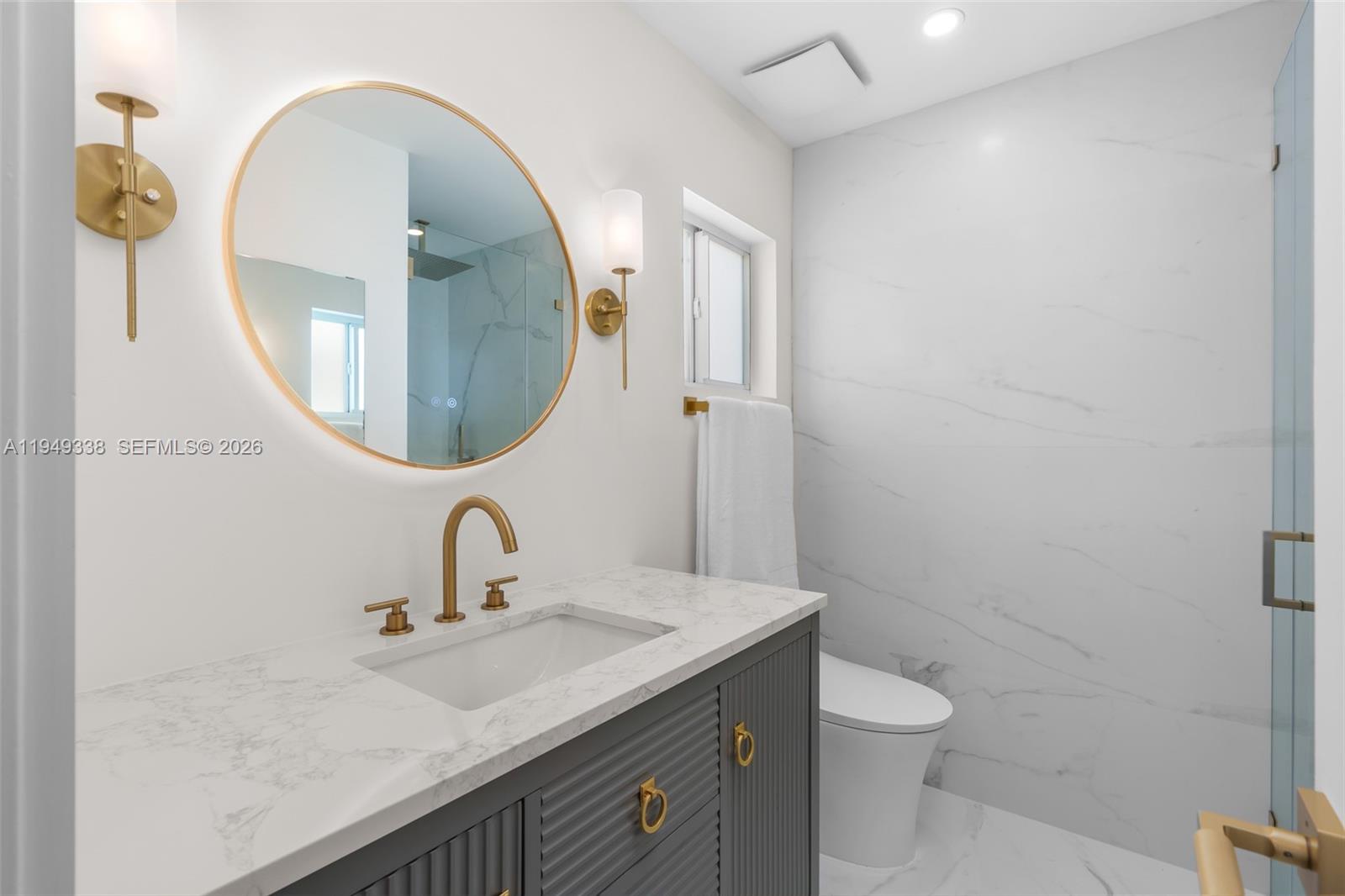 LAUDERDALE WEST 3 SEC - Residential