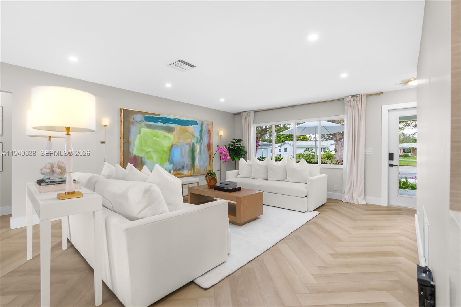 LAUDERDALE WEST 3 SEC - Residential