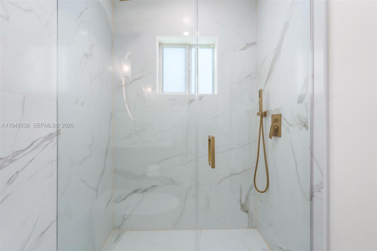 LAUDERDALE WEST 3 SEC - Residential