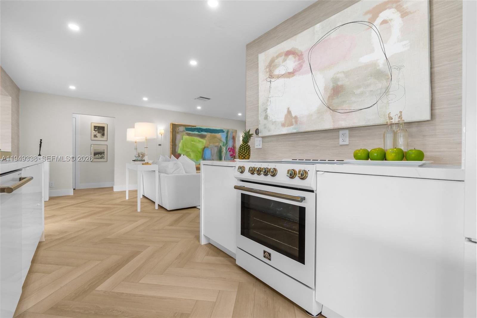 LAUDERDALE WEST 3 SEC - Residential