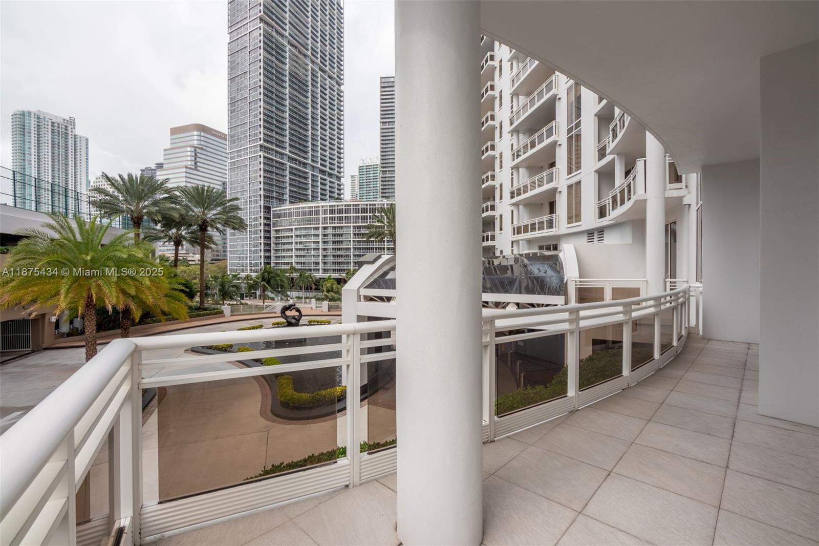 CARBONELL CONDO - Residential Lease