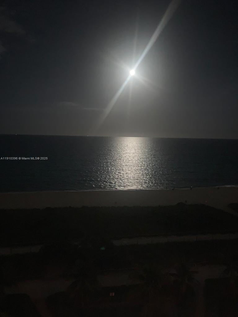 9500 OCEANS CONDO - Residential