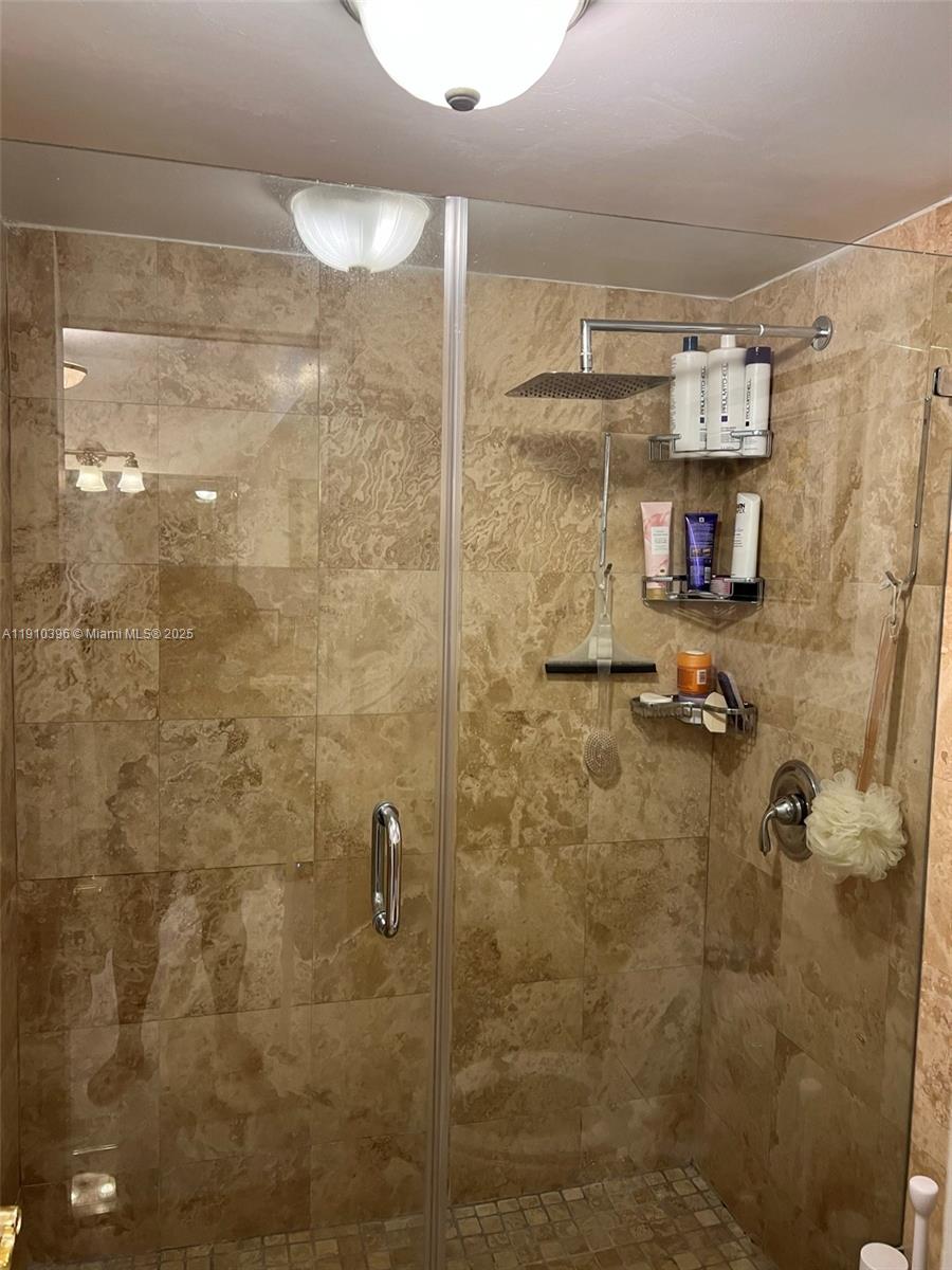 9500 OCEANS CONDO - Residential