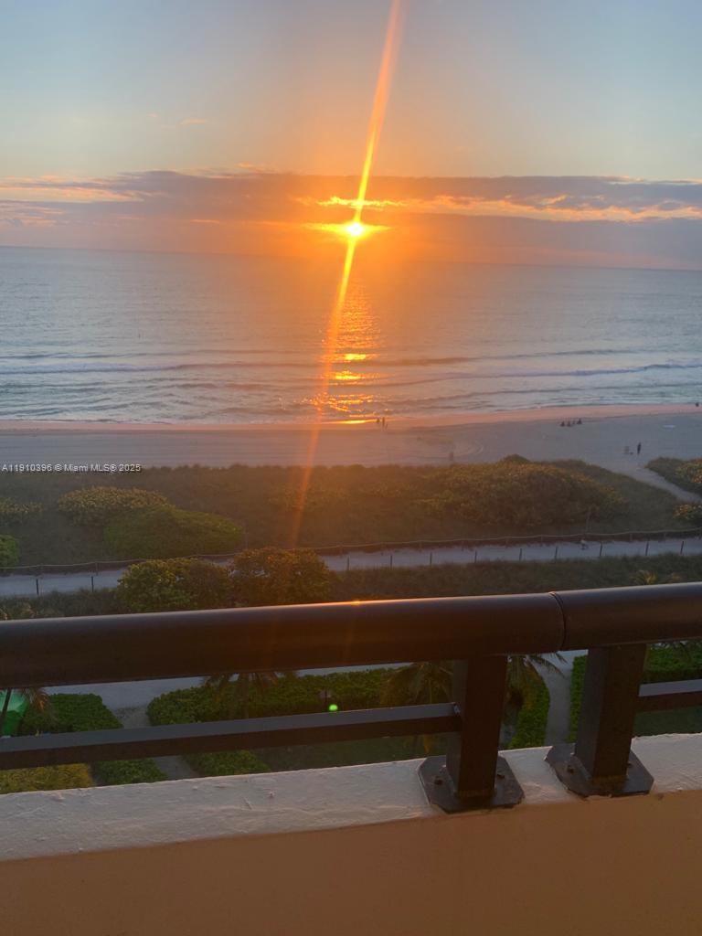 9500 OCEANS CONDO - Residential