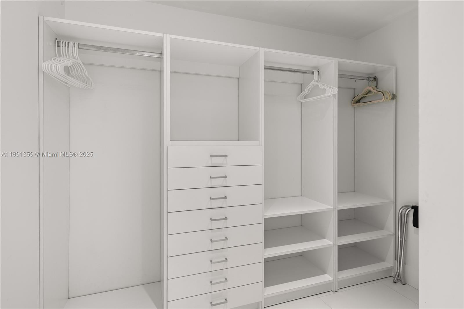 KEY COLONY NO 4 CONDO - Residential Lease
