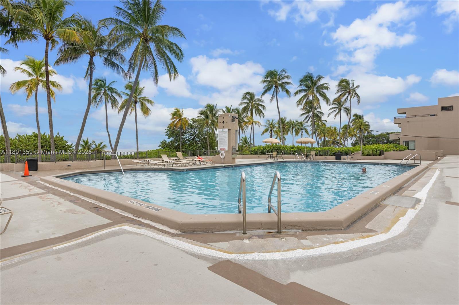 KEY COLONY NO 4 CONDO - Residential Lease
