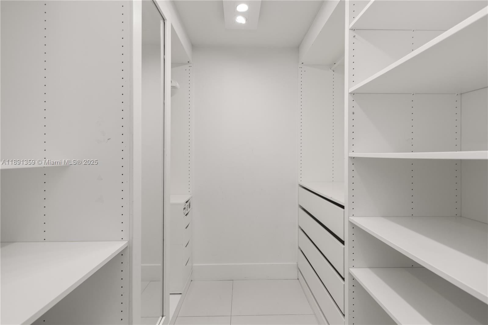 KEY COLONY NO 4 CONDO - Residential Lease