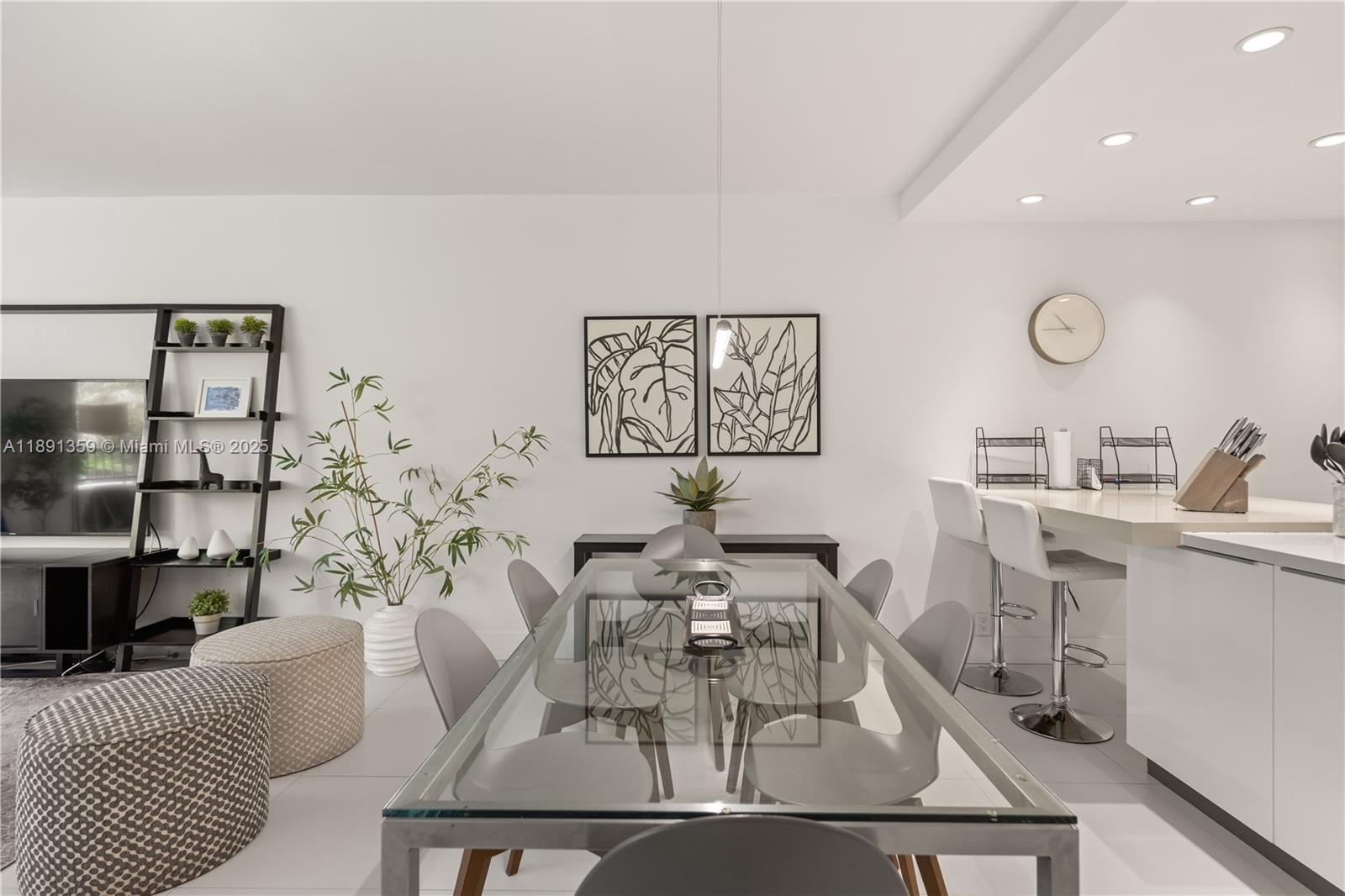 KEY COLONY NO 4 CONDO - Residential Lease