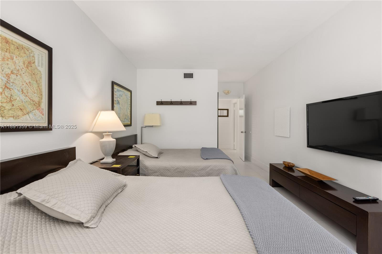 KEY COLONY NO 4 CONDO - Residential Lease