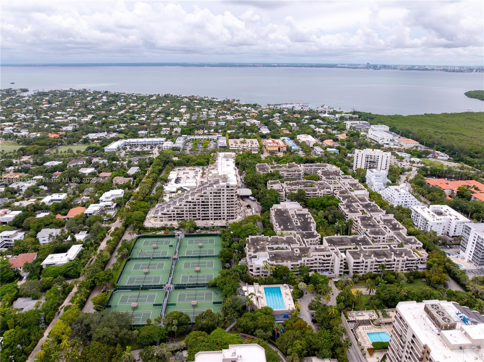 KEY COLONY NO 4 CONDO - Residential Lease