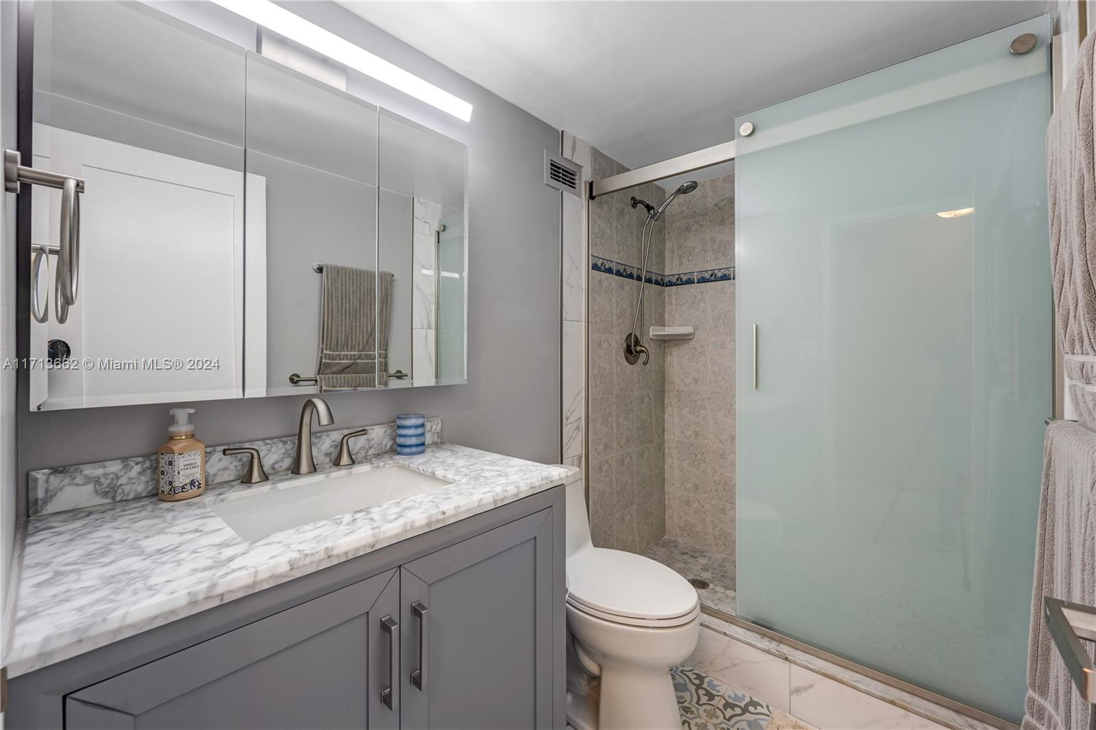 SEA AIR TOWERS CONDO - Residential Lease