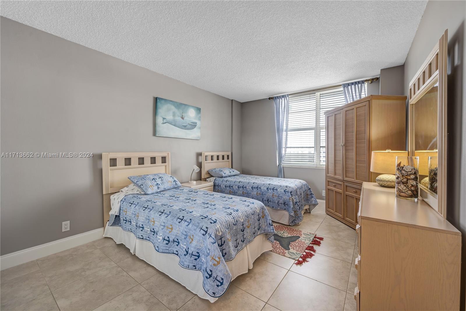 SEA AIR TOWERS CONDO - Residential Lease