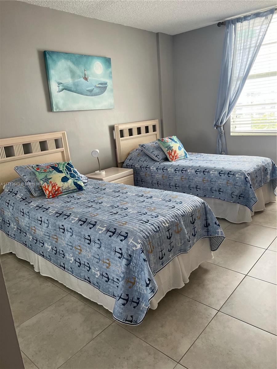 SEA AIR TOWERS CONDO - Residential Lease