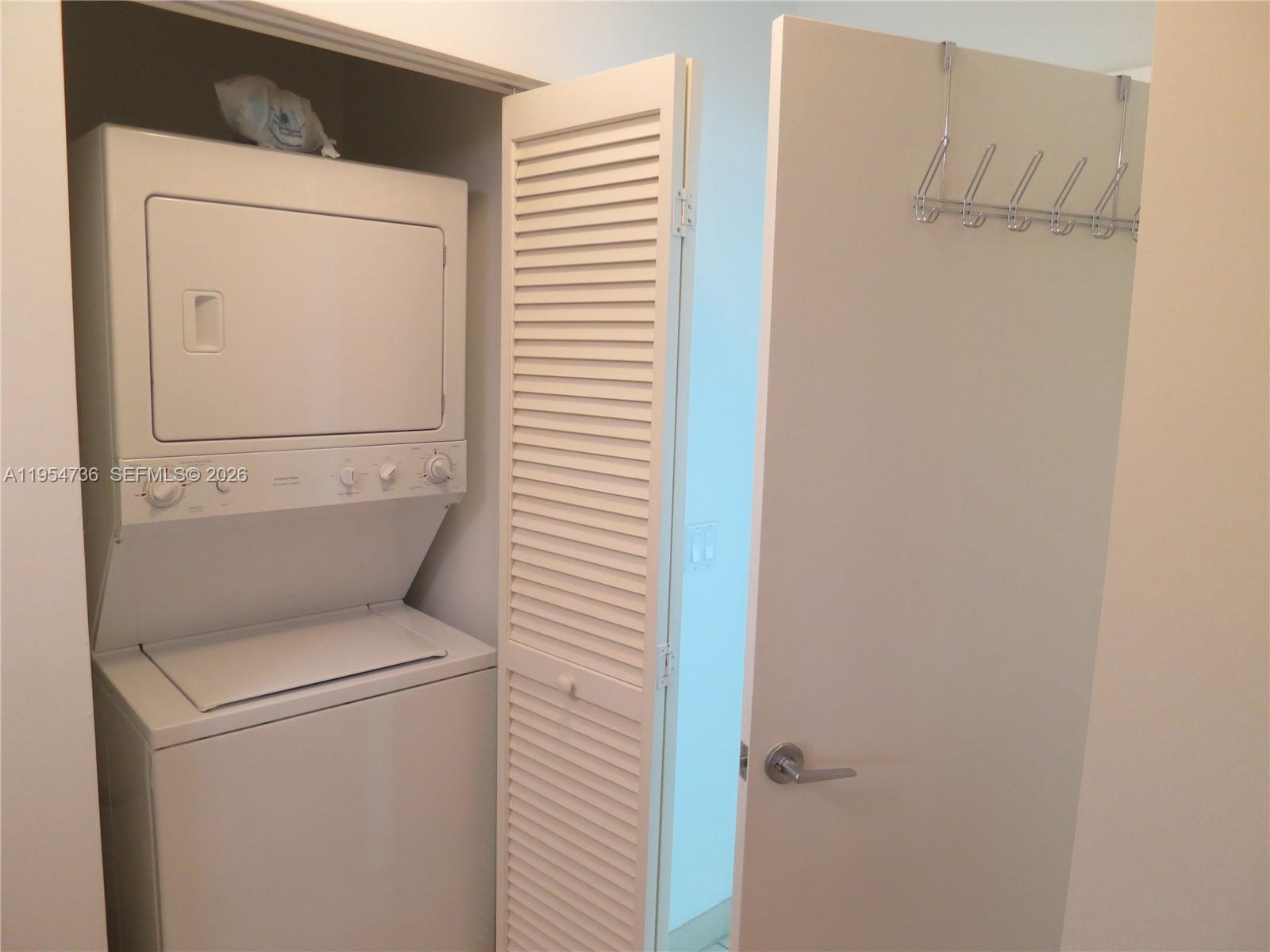 THE AXIS ON BRICKELL II C - Residential