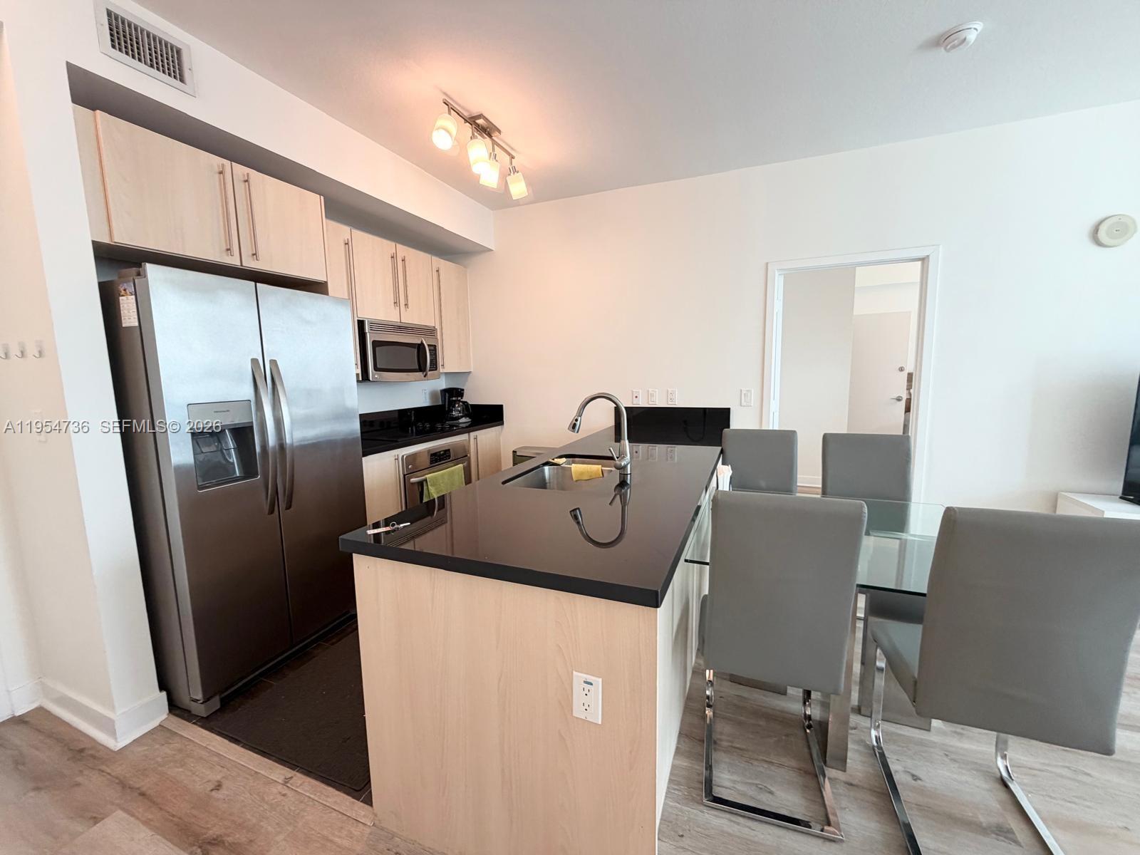 THE AXIS ON BRICKELL II C - Residential