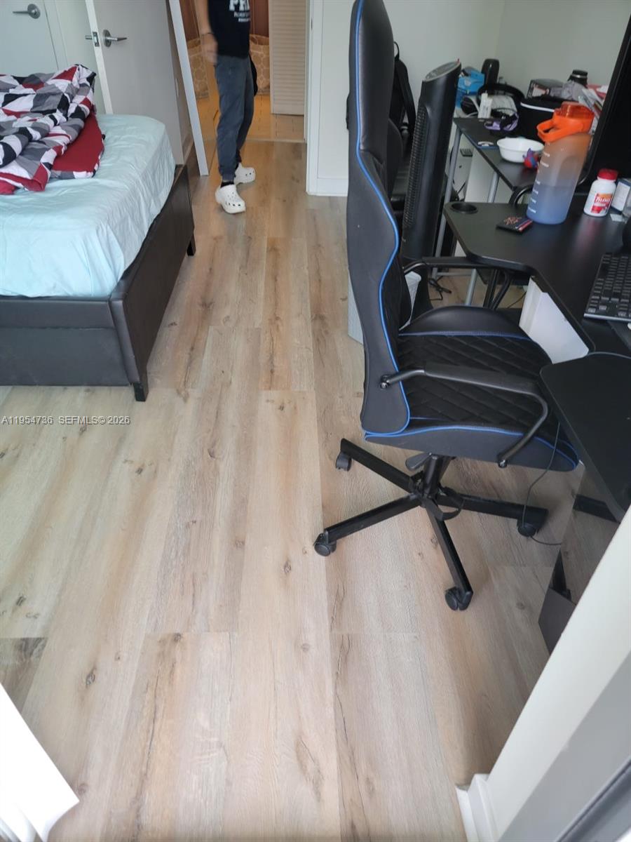 THE AXIS ON BRICKELL II C - Residential