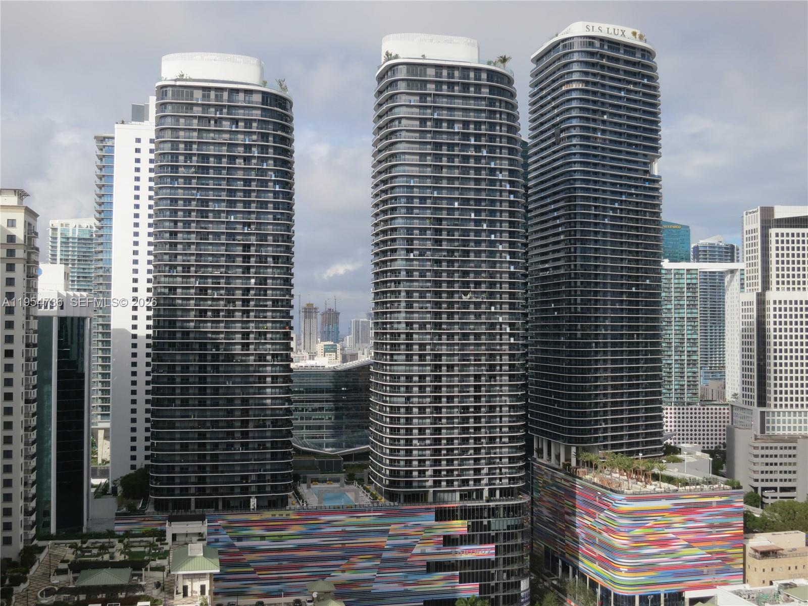 THE AXIS ON BRICKELL II C - Residential