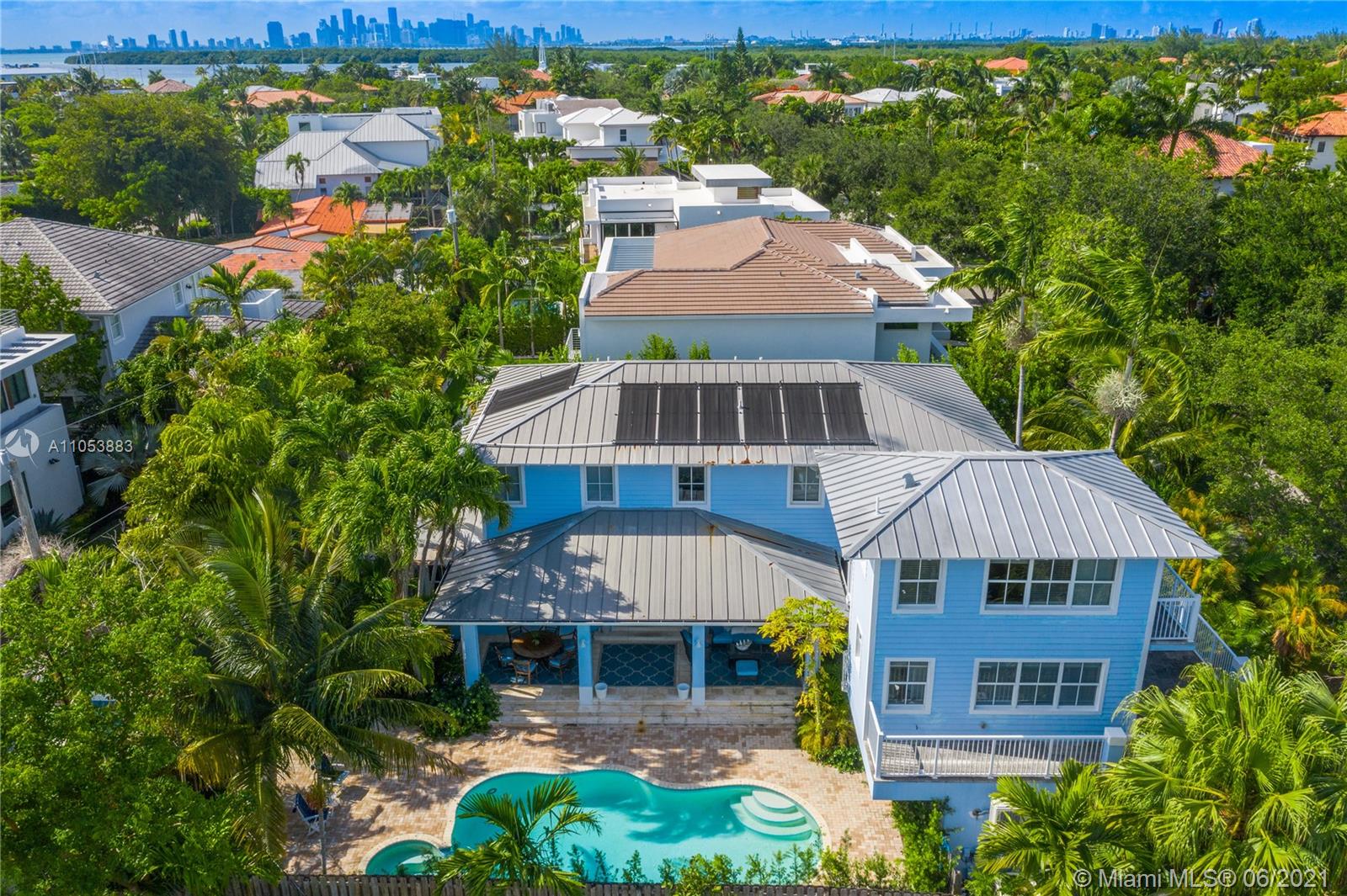 TROPICAL ISLE HOMES SUB 4 - Residential