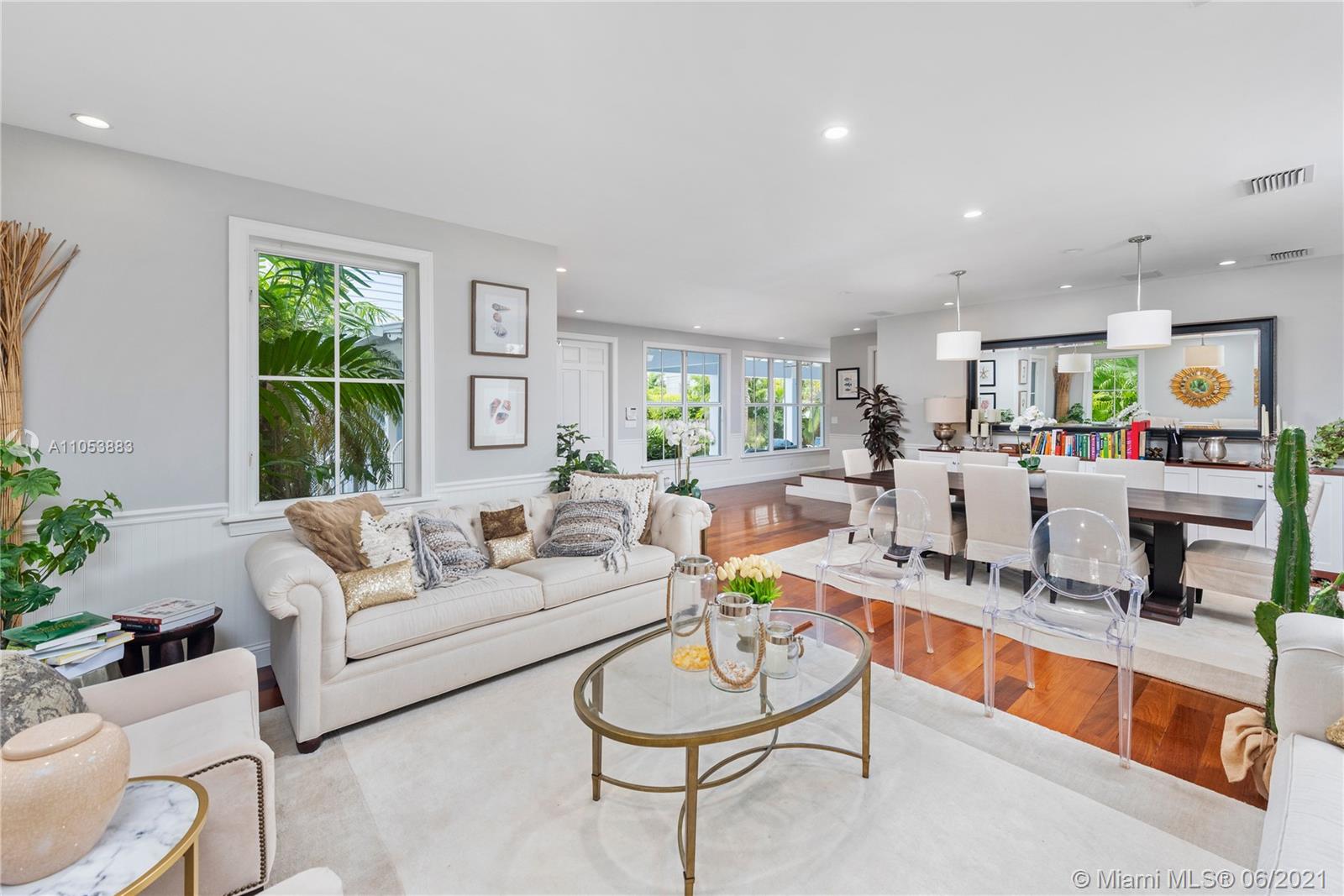 TROPICAL ISLE HOMES SUB 4 - Residential