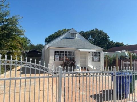 34 NW 69th St Miami FL 33150