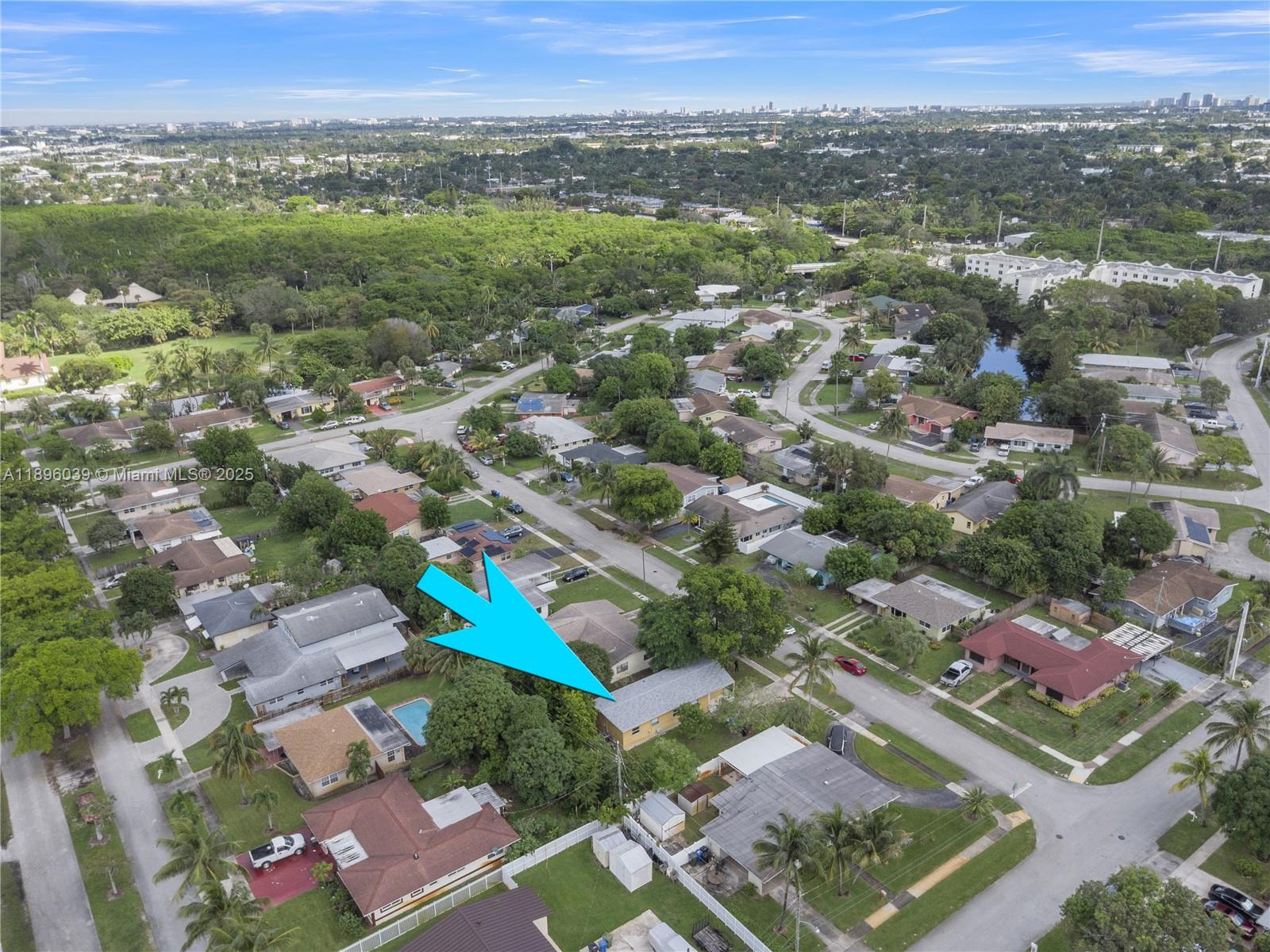 HILLMONT-MIDDLE RIVER VIS - Residential Lease