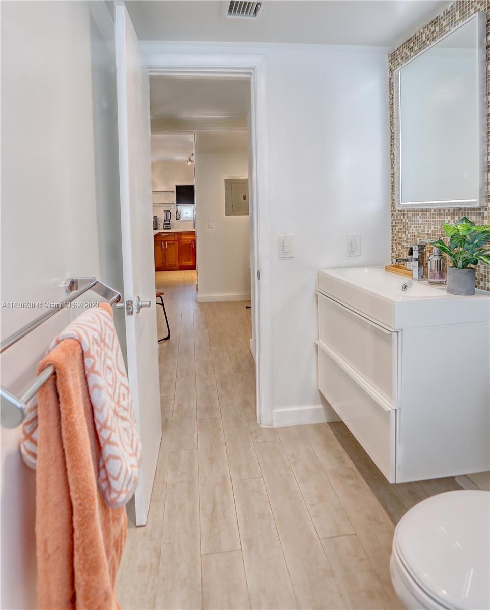BAY COURT CONDO - Residential