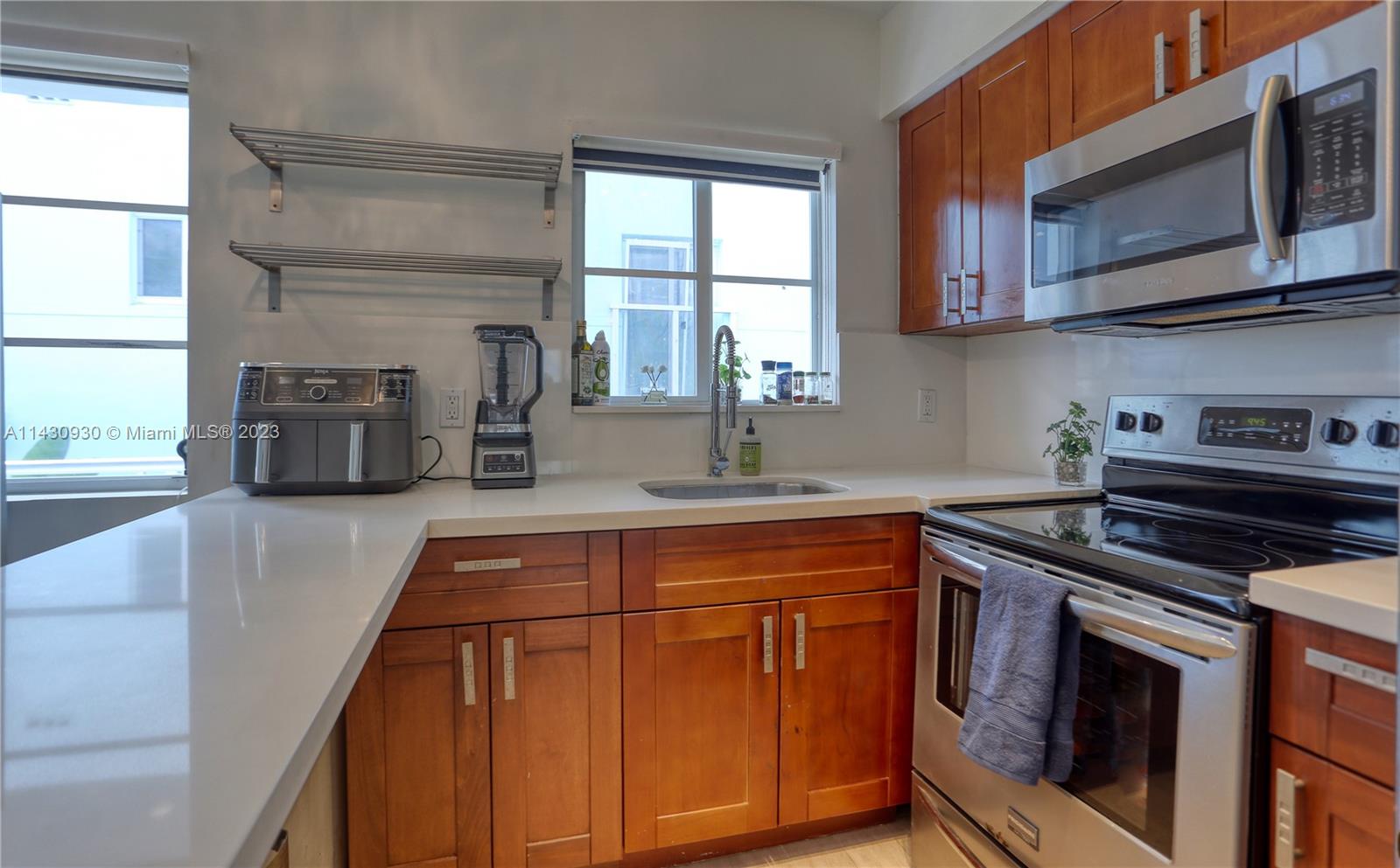 BAY COURT CONDO - Residential