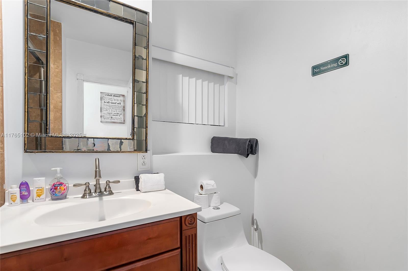 BISCAYNE GARDENS SEC H PA - Residential Lease