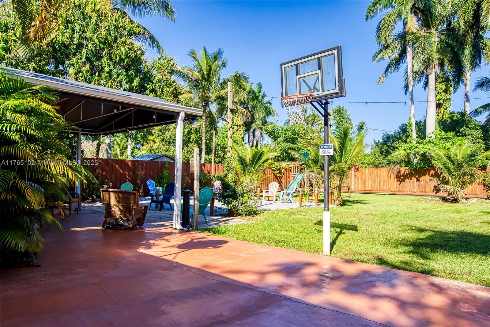 BISCAYNE GARDENS SEC H PA - Residential Lease