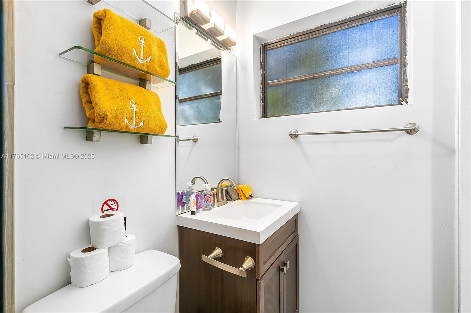 BISCAYNE GARDENS SEC H PA - Residential Lease