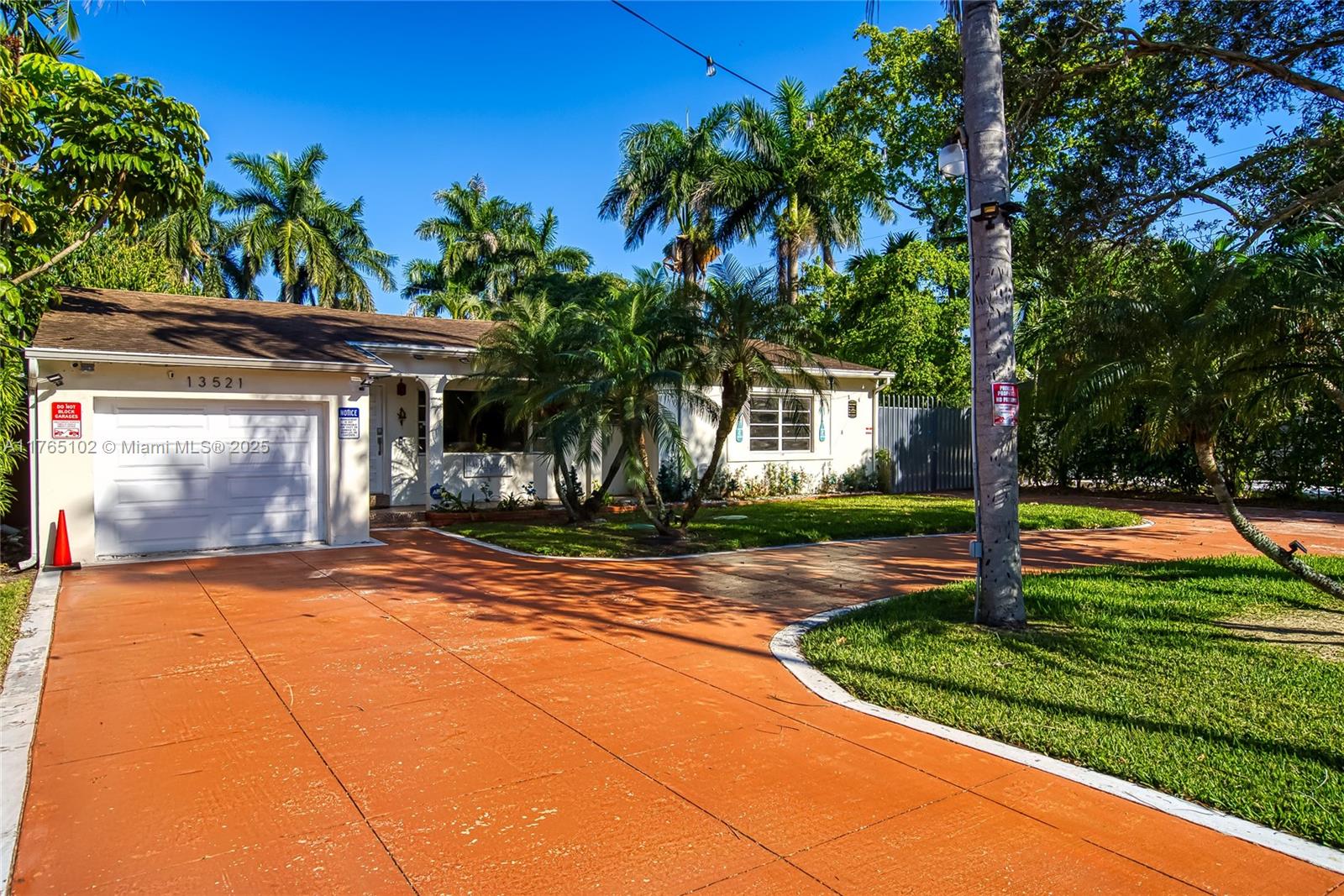 BISCAYNE GARDENS SEC H PA - Residential Lease