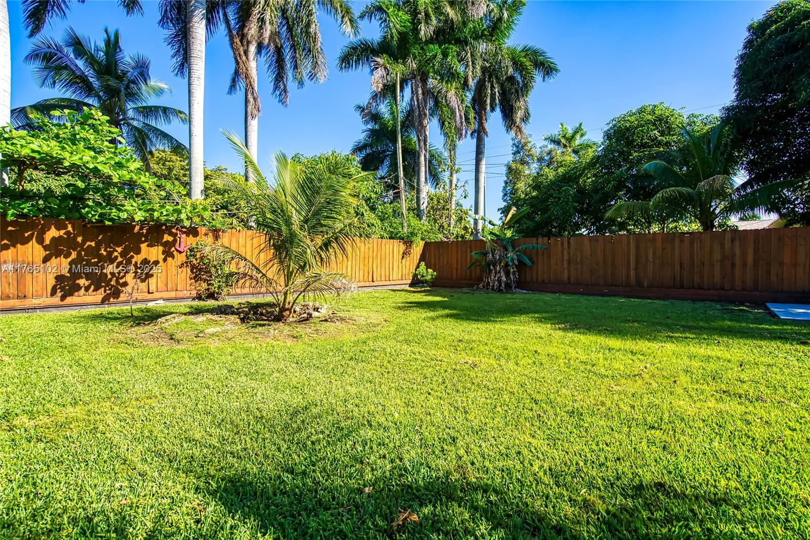 BISCAYNE GARDENS SEC H PA - Residential Lease