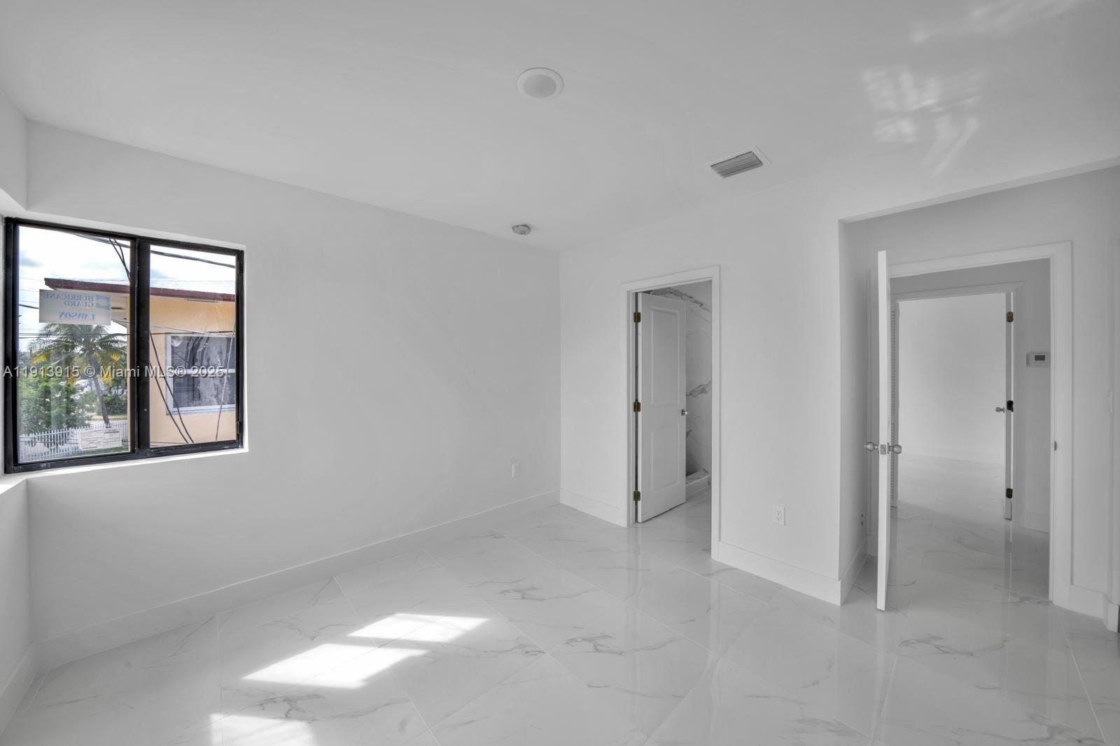 BEACOM MANOR - Residential Lease