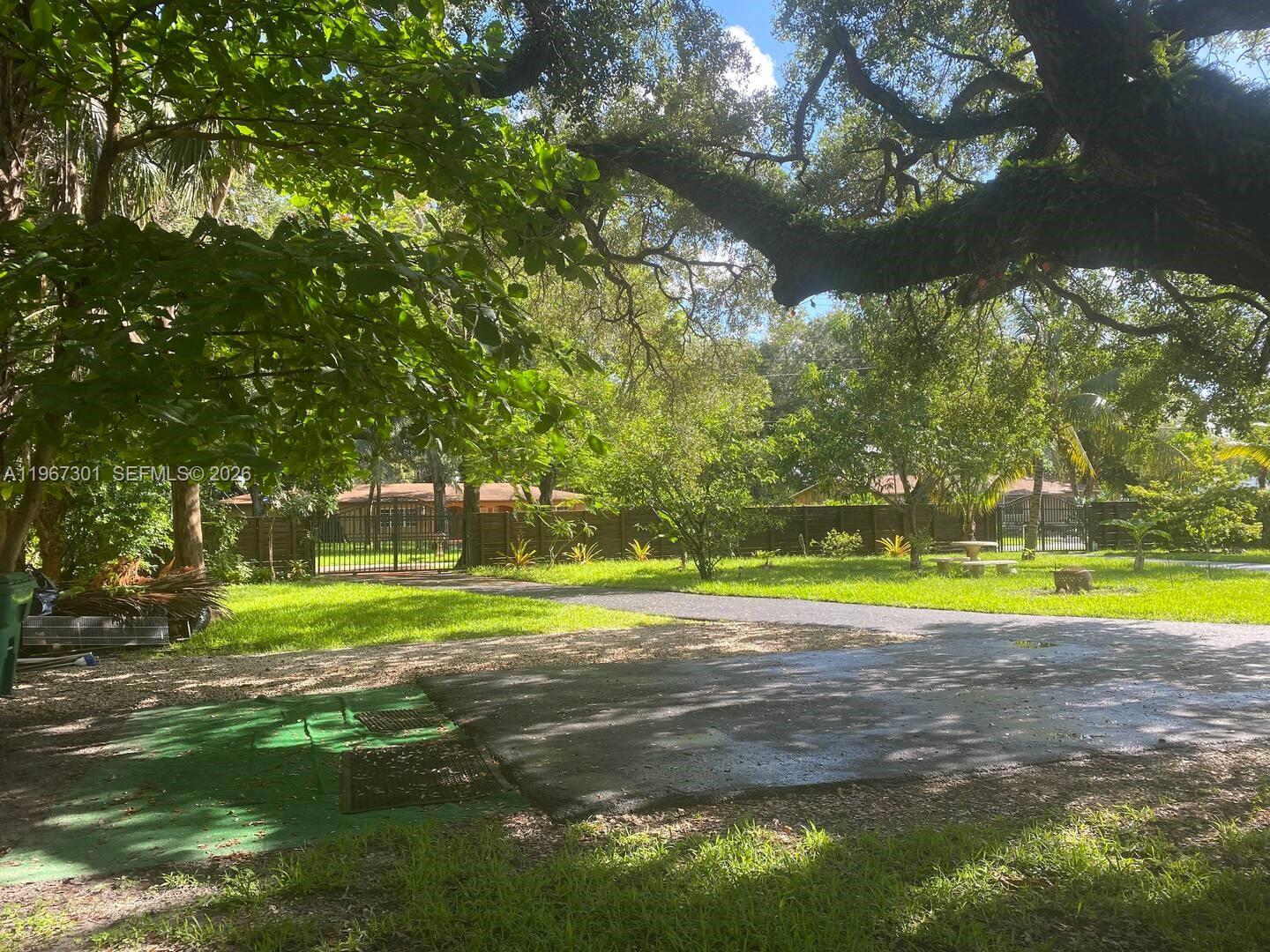 ARCH CREEKS ESTATES - Residential