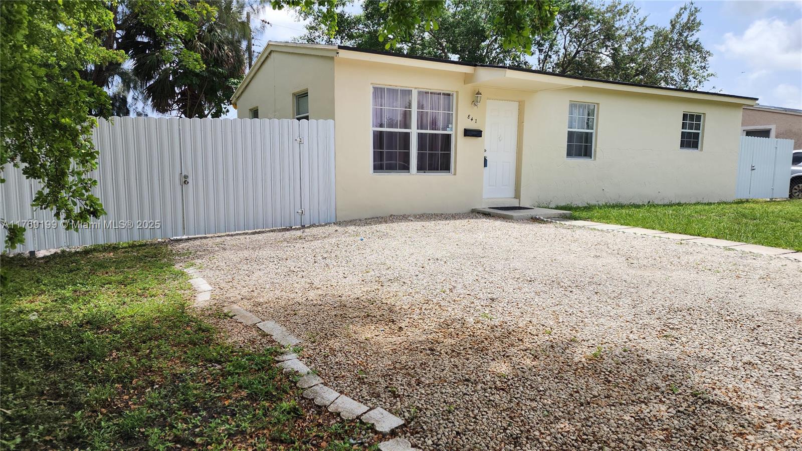 Rental Property at 841 N 69th Ter 841, Hollywood, Broward County, Florida - Bedrooms: 3 
Bathrooms: 1  - $2,999 MO.